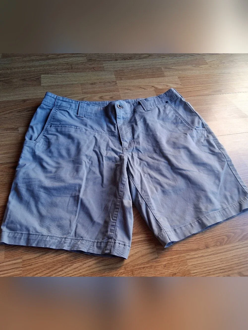 5.11 Mens Gray Shorts. Used gently. Sz 36